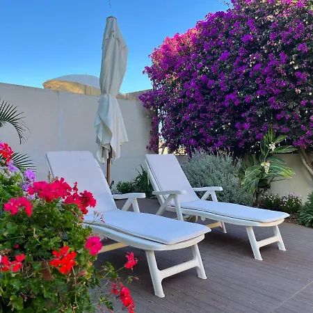 Dream Garden Apartment