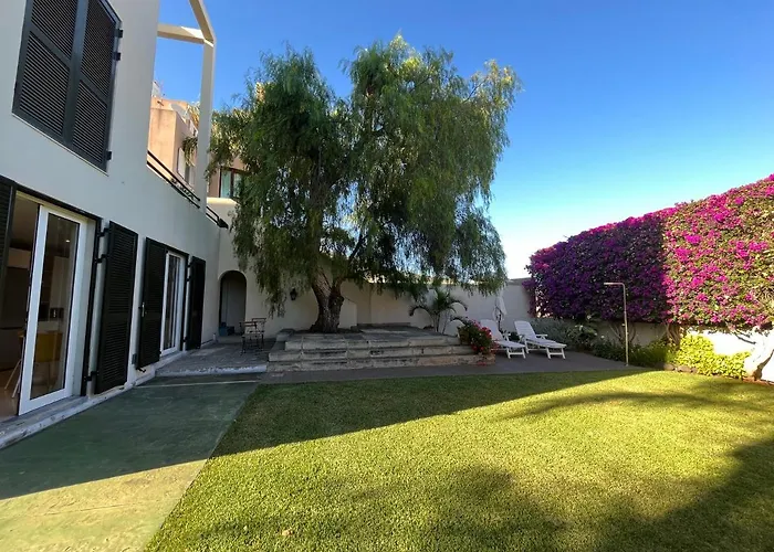 Dream Garden Apartment *